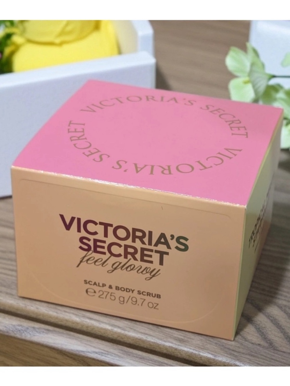 Victoria's Secret Feel Glowy Scalp & Body Scrub